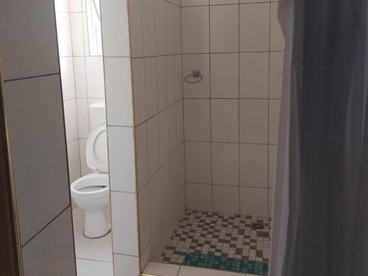 P Wake Guesthouse Opuwo Chambre photo