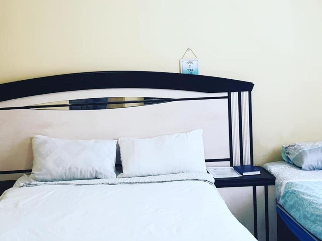 P Wake Guesthouse Opuwo Chambre photo